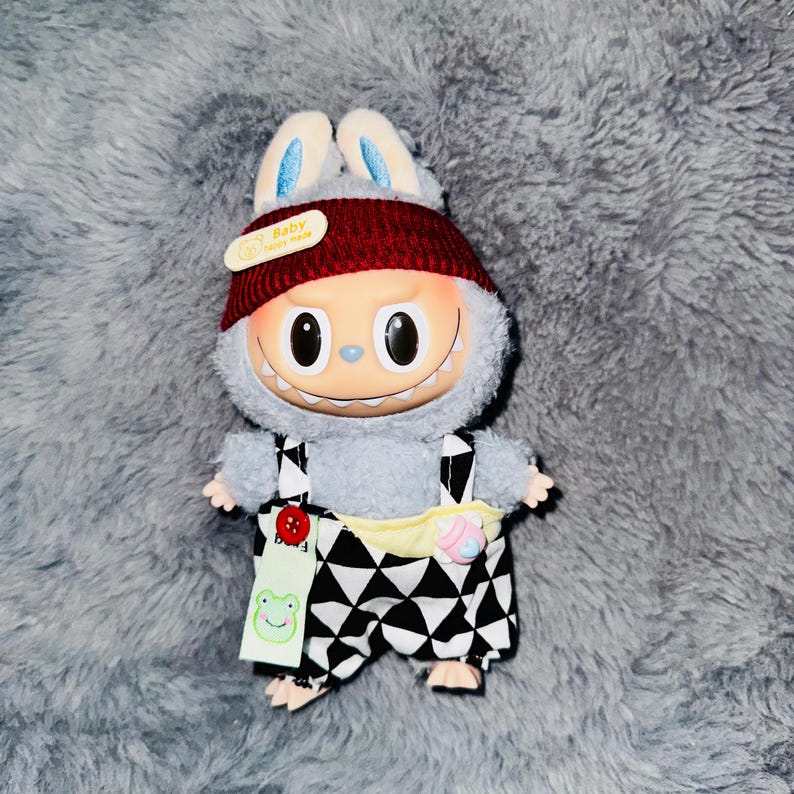 Labubu outfits Retro Harlequin Style Set with Red Beanie (No Doll Included)