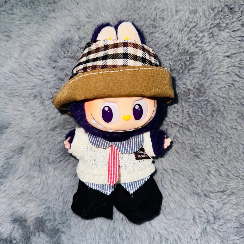 Labubu outfits Plaid Detective Bunny Set (No Doll Included)