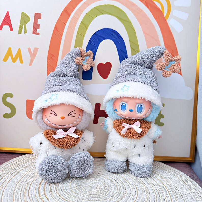 Labubu outfits Winter Elf Knitted Set with Star Hat (No Doll Included)
