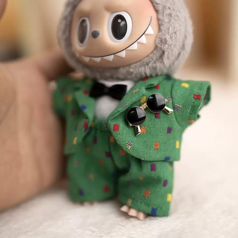 Labubu outfits Playful Gentleman Suit Set – [Green / Brown] (No Doll Included)