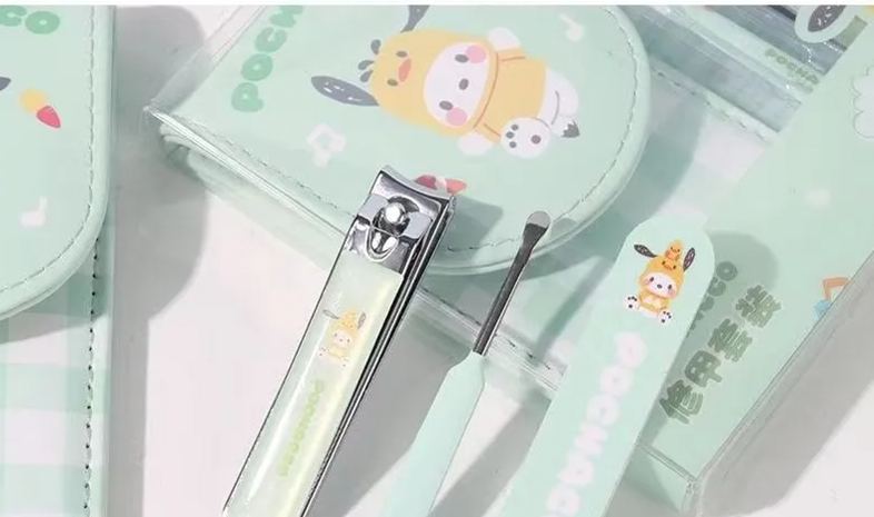 Sanrio Nail Clippers Portable Set,  Stainless Steel Manicure Set 3 in 1, with Leather Bag, Suitable for Home, Workplace, Outdoor Travel, Gift Giving, Beauty Salon