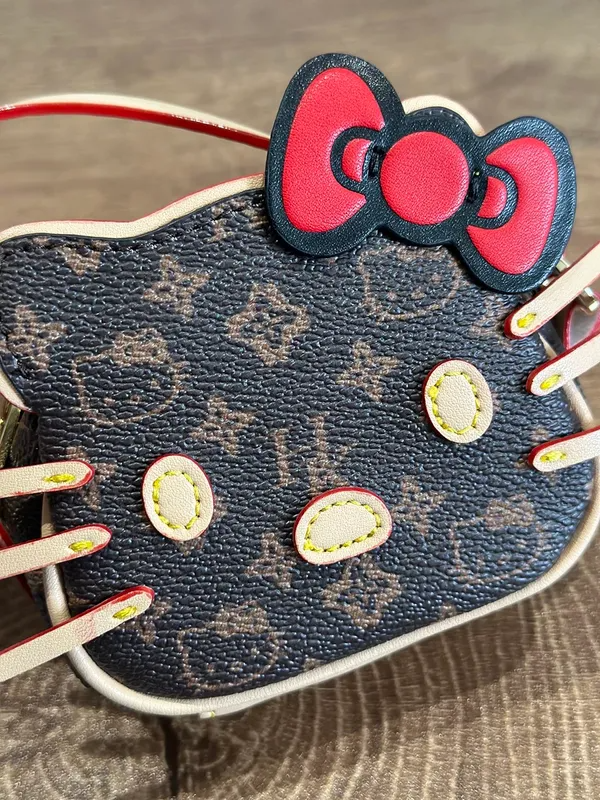 Hellokitty Mini Purse Bag Mini Top Handle Clutch Crossbody Handbag Mini Cute Purse Lipstick Bag Ladies Accessories Gift