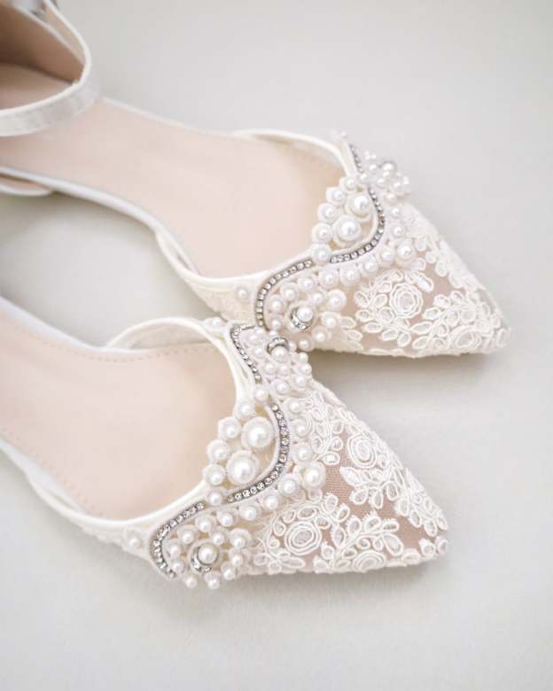 Crochet Lace Pointy Toe Flats with Small Pearls Applique
