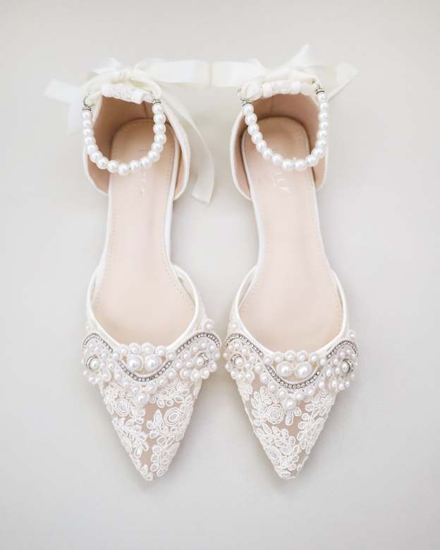 Crochet Lace Pointy Toe Flats with Small Pearls Applique