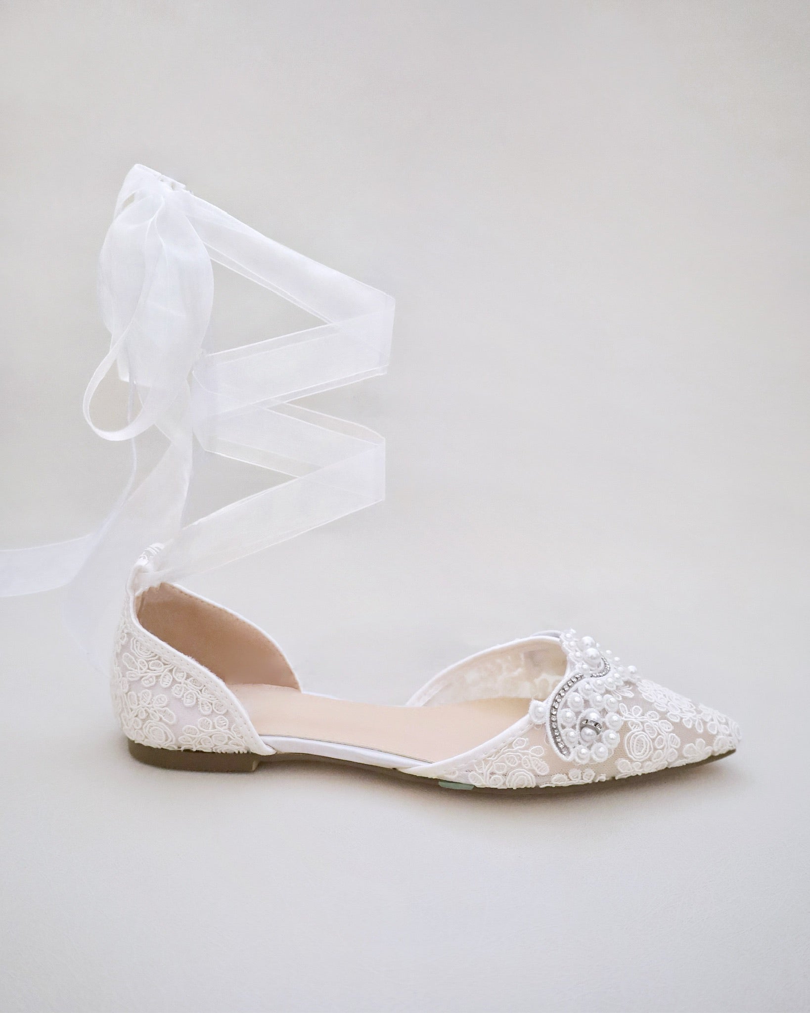 Crochet Lace Pointy Toe Flats with Small Pearls Applique