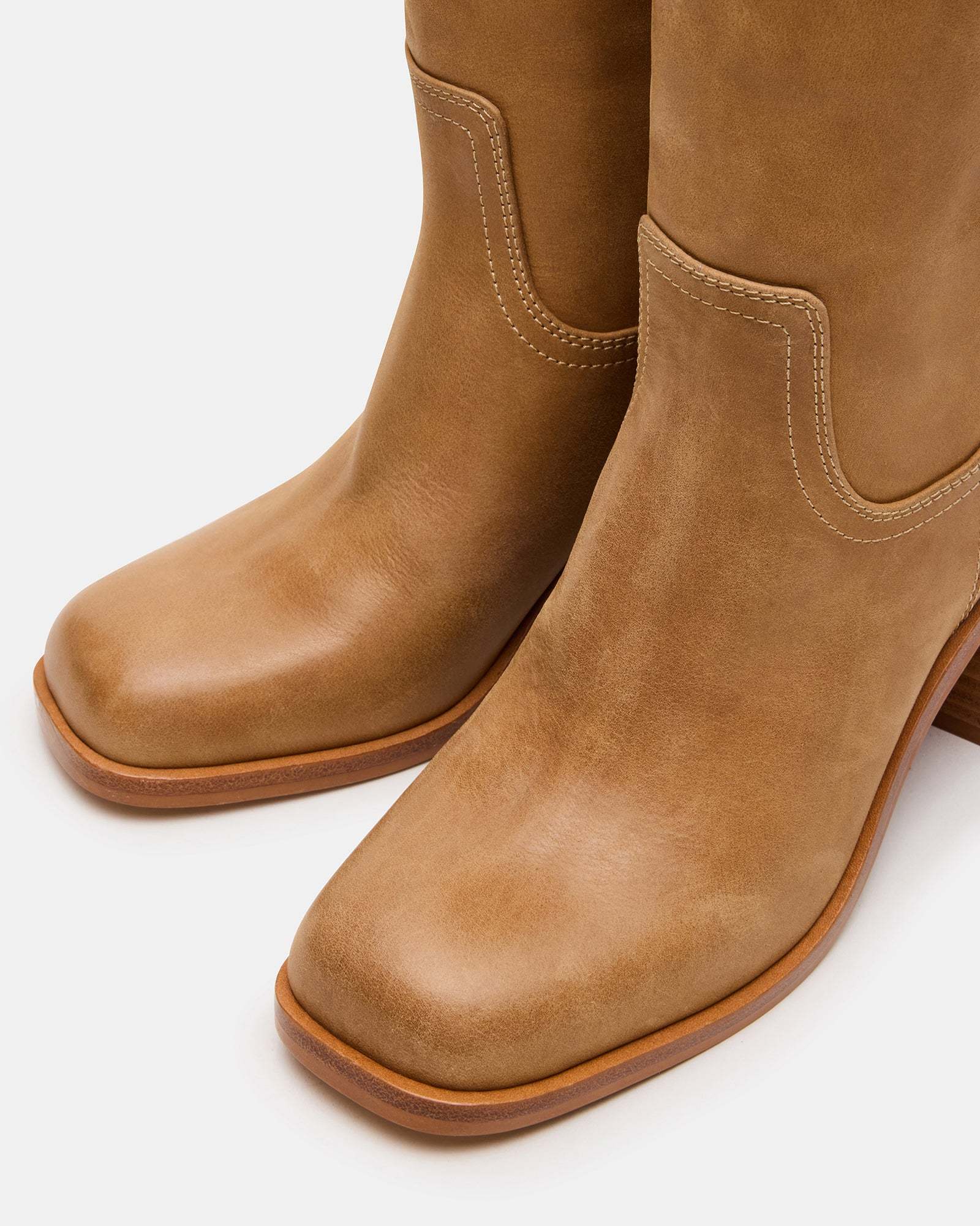 WOODSTOCK BANANA LEATHER