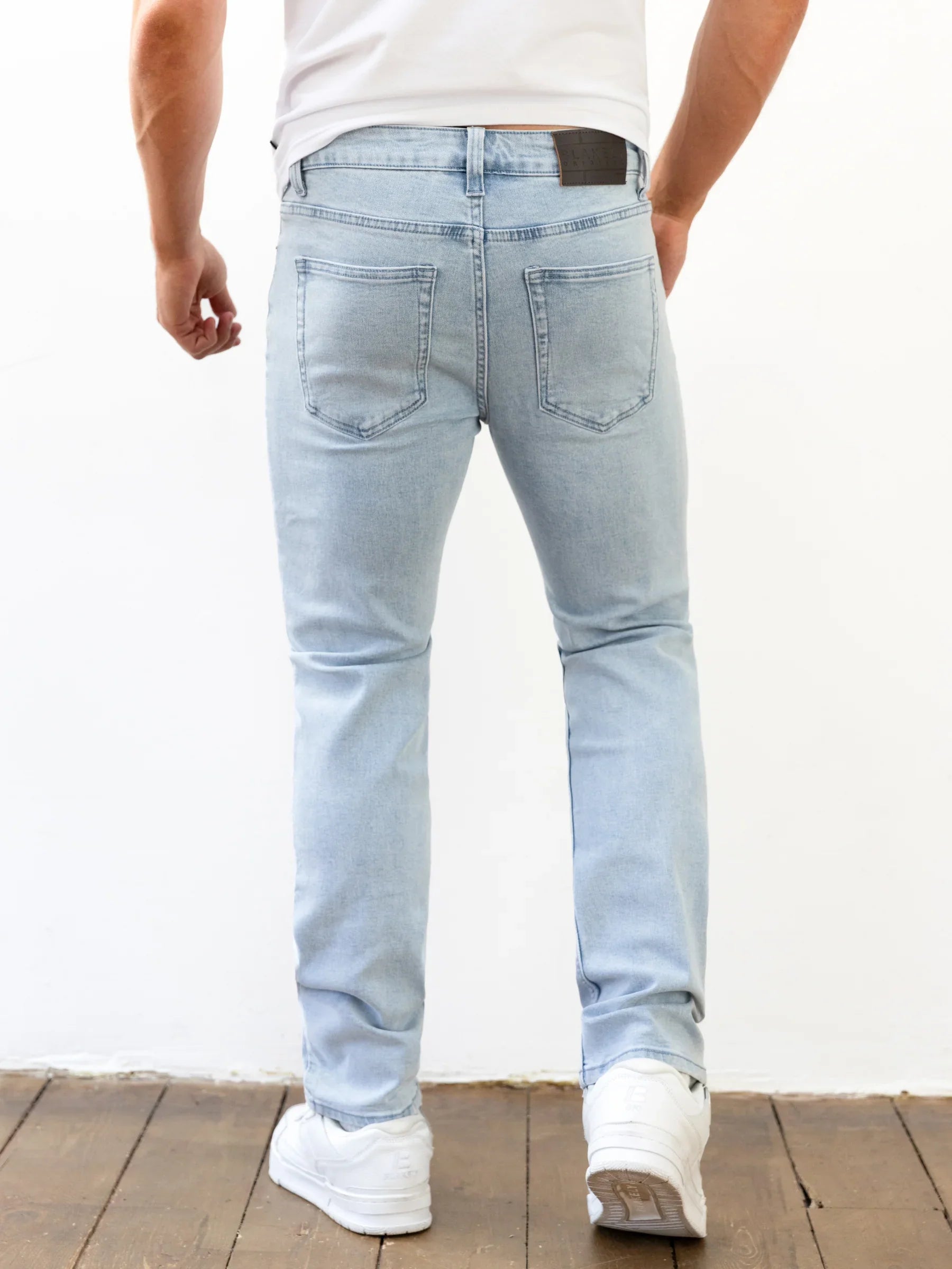 Straight Jeans - Light Blue