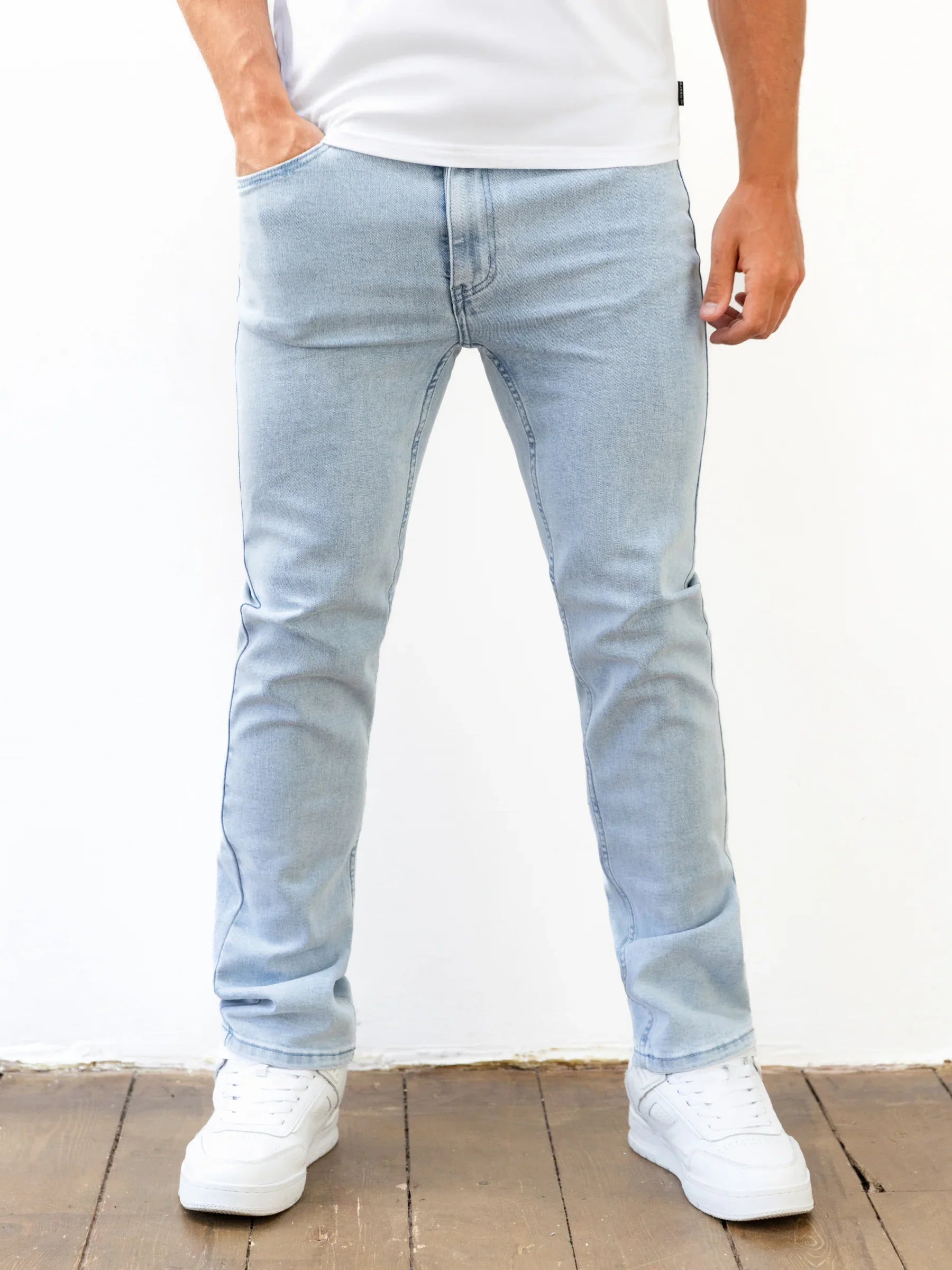 Straight Jeans - Light Blue