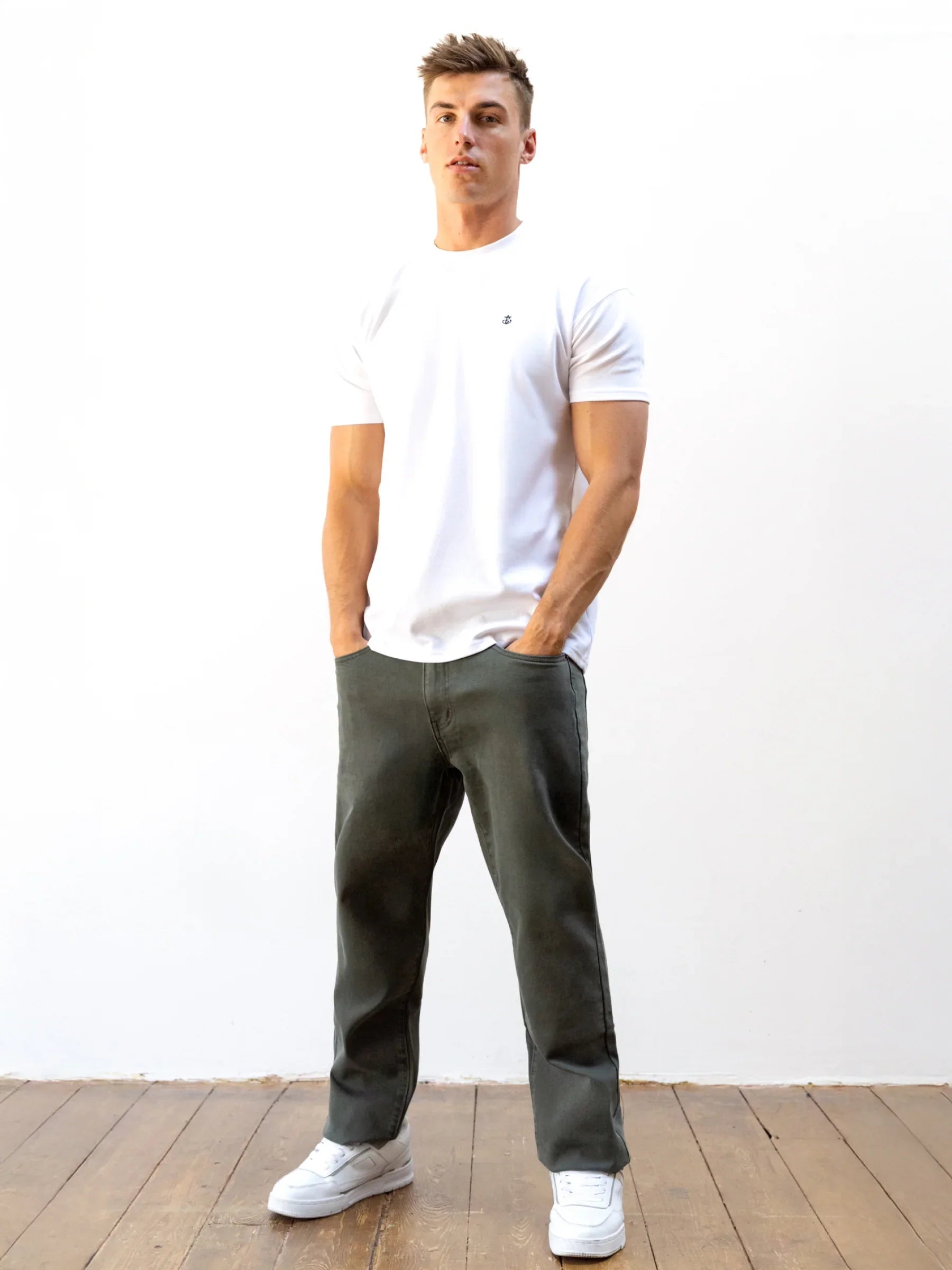 Loose Fitting Jeans - Khaki