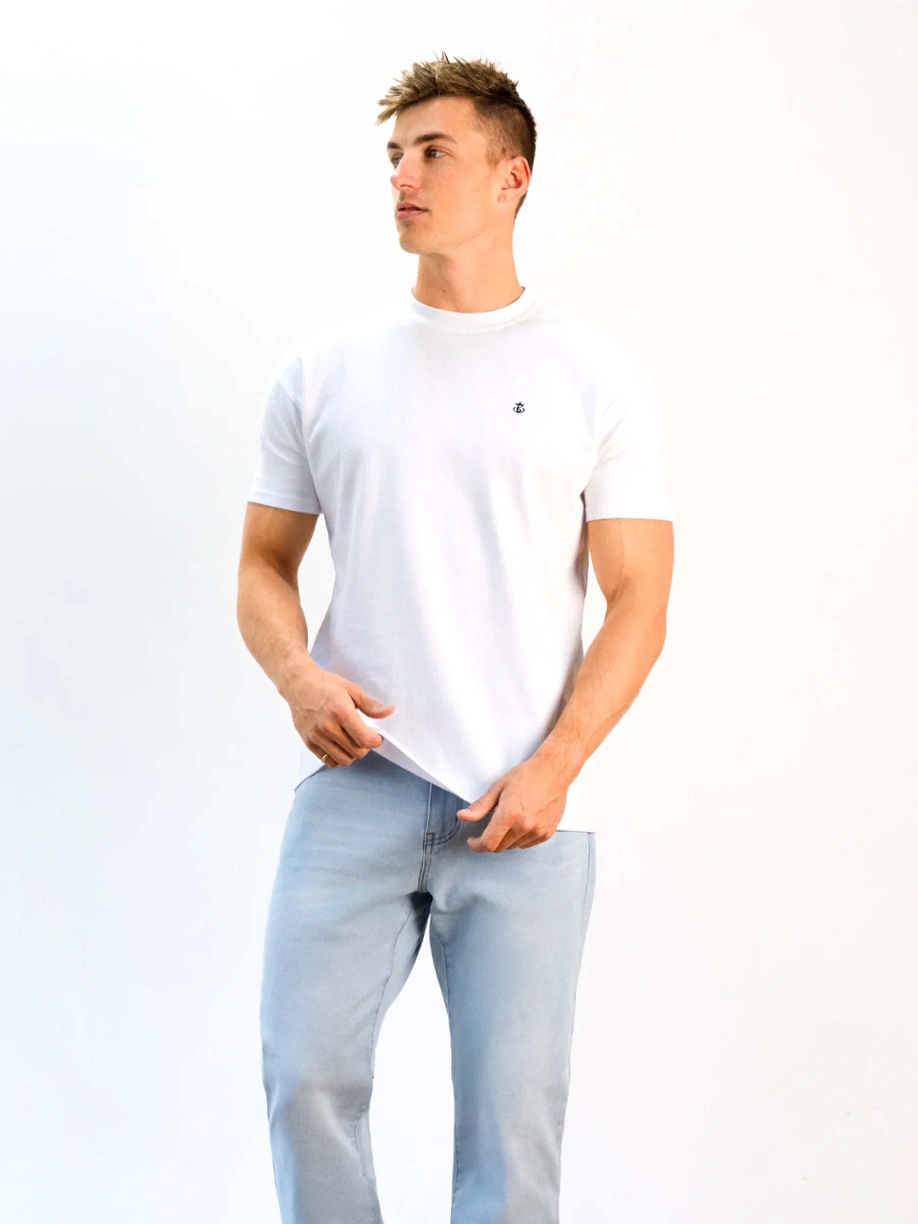 Loose Fitting Jeans - Light Blue