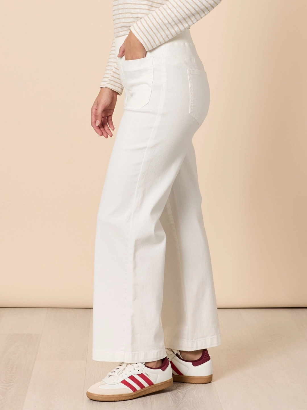 Carpenter Stretch Wide Leg Pull On Denim Jean 