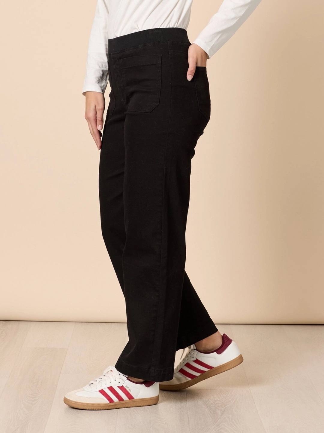 Carpenter Stretch Wide Leg Pull On Denim Jean 