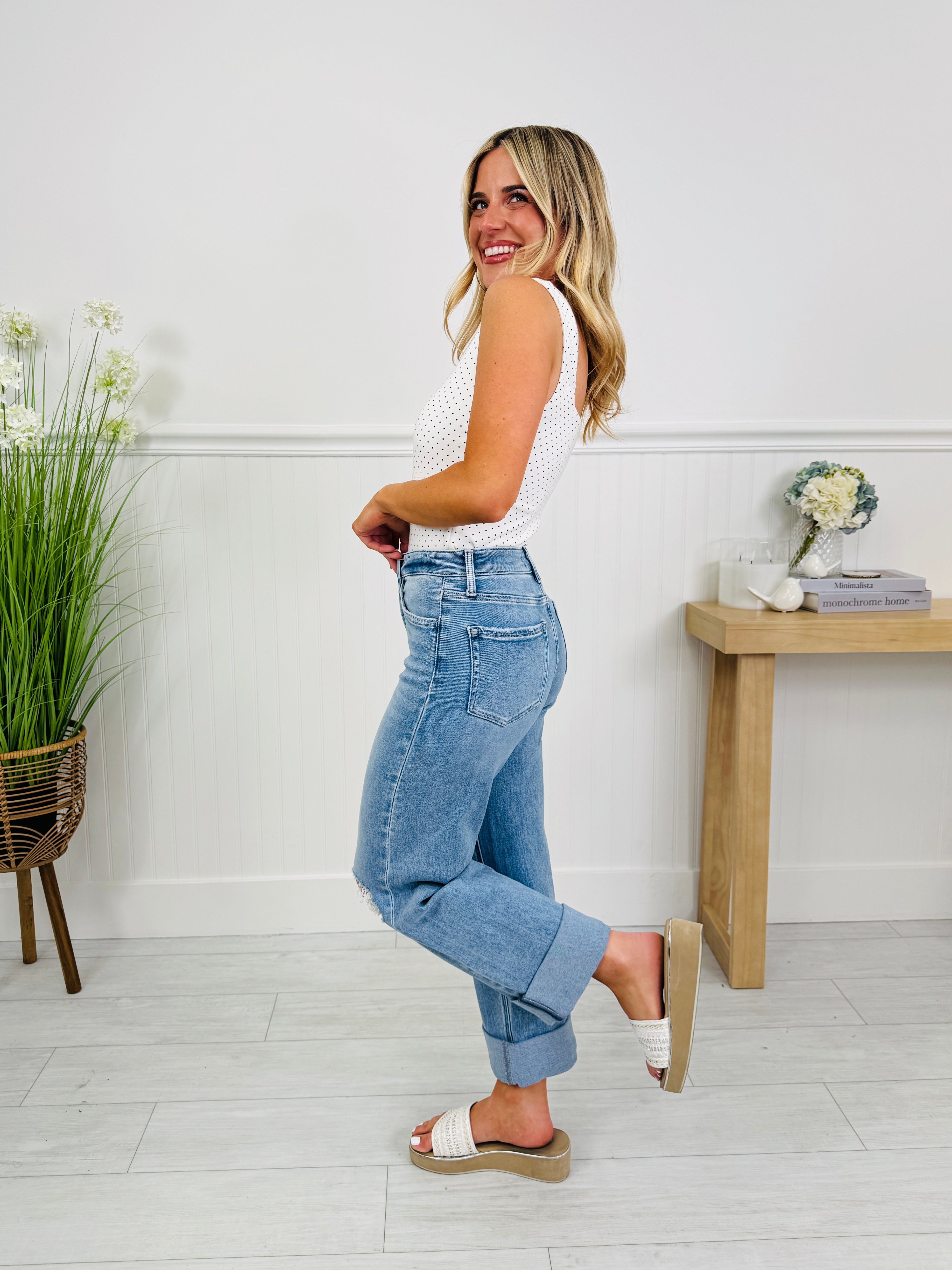 Casual Crush Cuffed Wide Leg Tummy Control Jeans