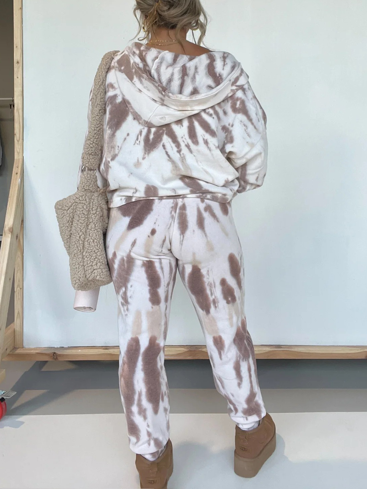 NEW TIE DYE SWEAT SET (BUY 2 FREE SHIPPING)