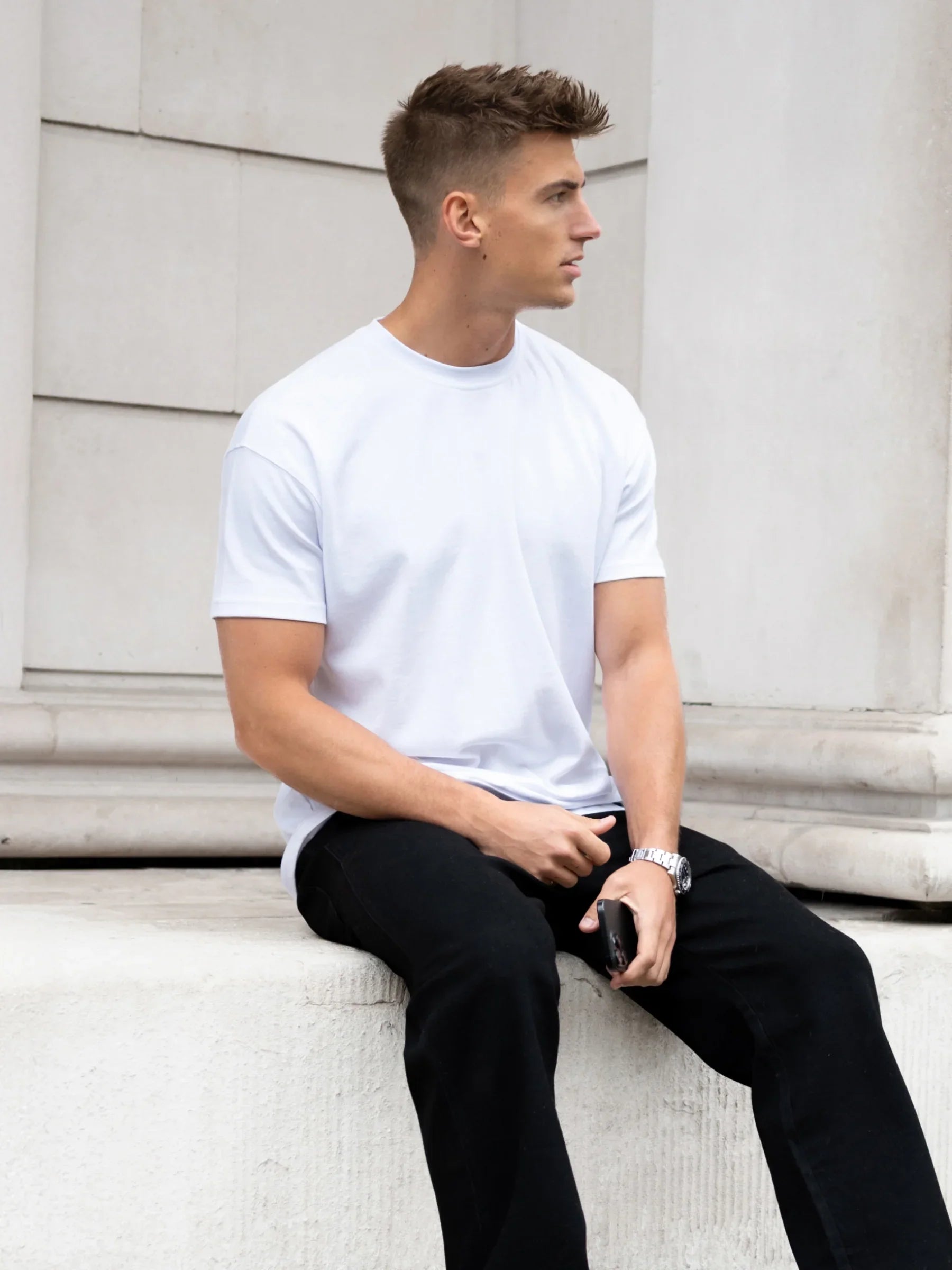 Straight Leg Jeans - Black