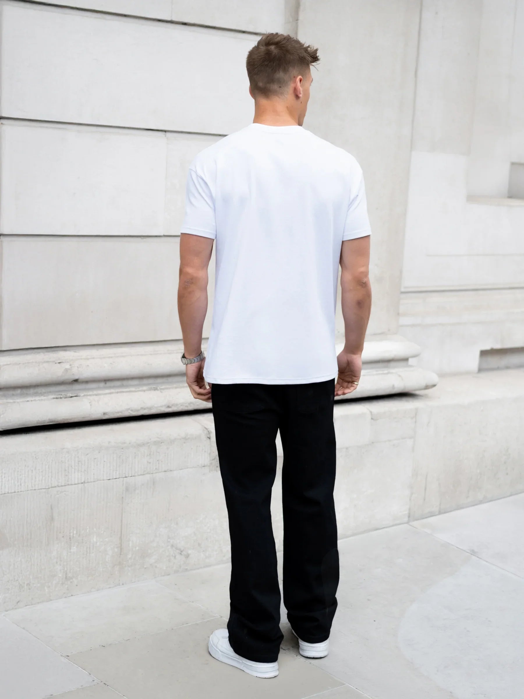 Straight Leg Jeans - Black