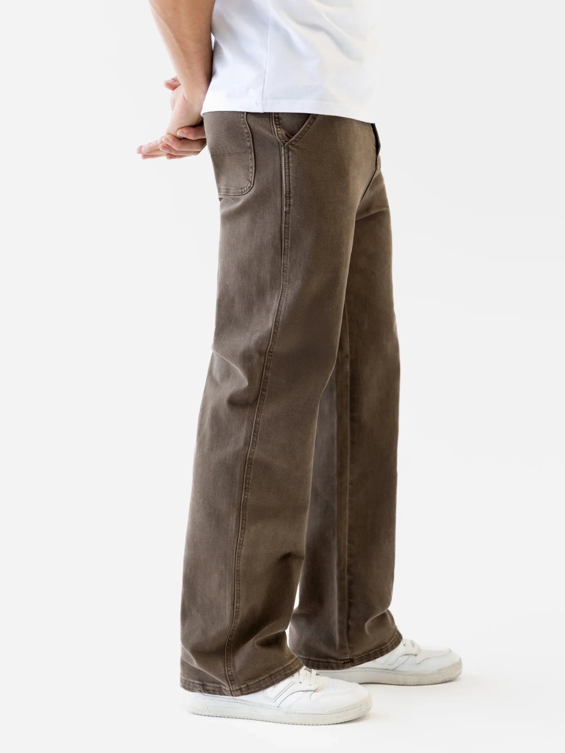 Straight Leg Jeans - Brown