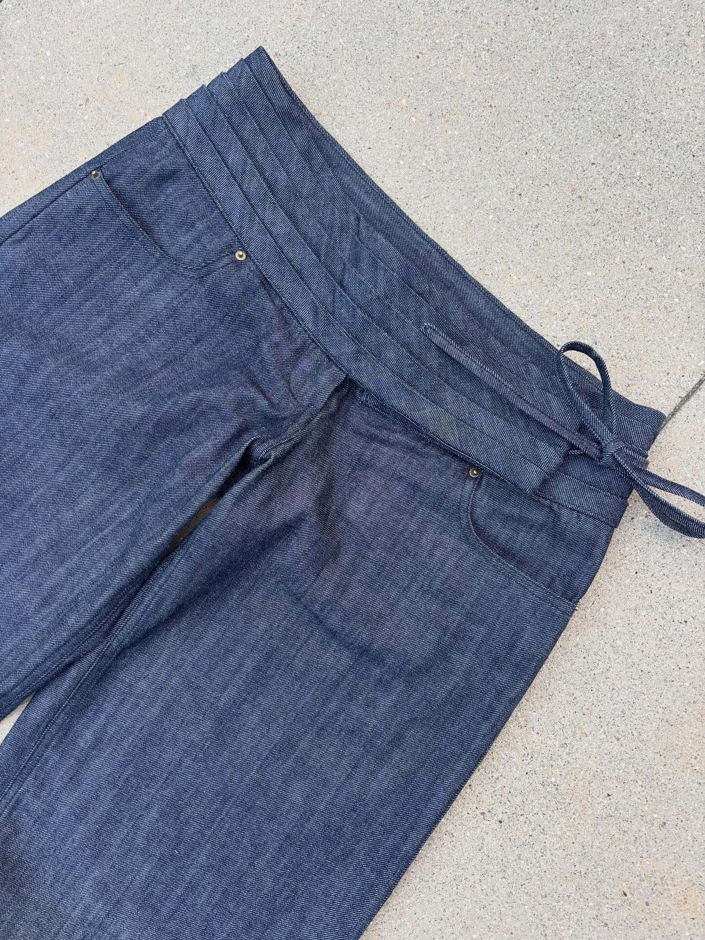 New Solid-Color Drawstring Pleated Floor-Length Denim Trousers