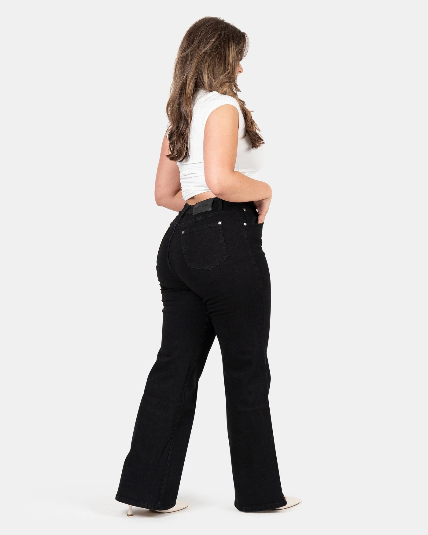 L | 169cm | 74cm waist