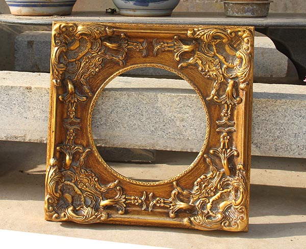 FM-05881 Gold Oval-in-Rectangle Frame in Embossed Style Width-9.5cm