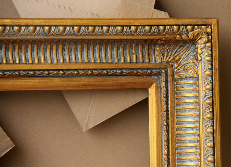 FM-07501 Gold Rectangle Frame in Embossed Style Width-11cm