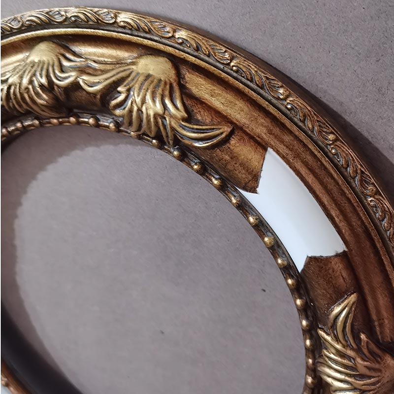 FM-27801 Gold Oval Frame in Embossed Style Width-7cm
