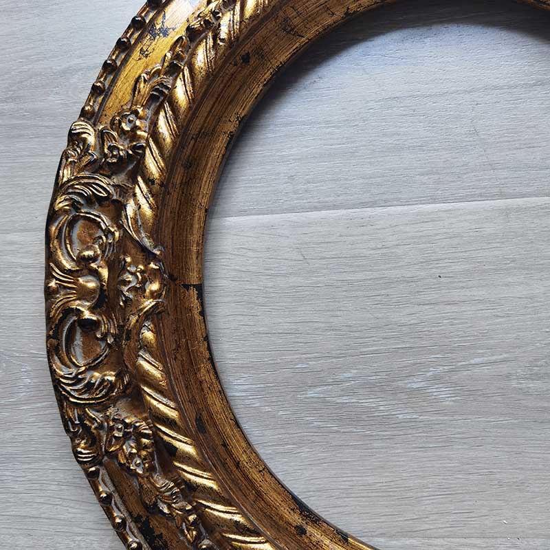 FM-28771 Gold Oval Frame in Embossed Style Width-8cm