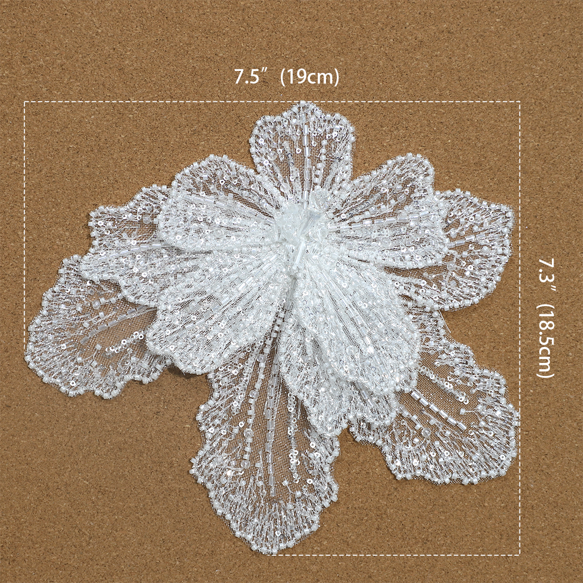 Yanzi Handmade 3d Flower Applique with Sequin Beads for Dress Clothing Accessories (YZDH025）