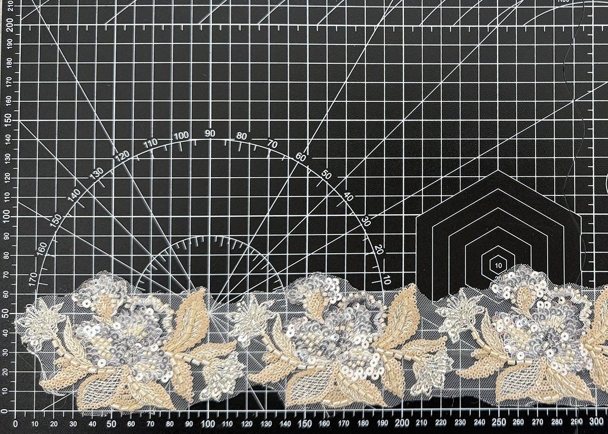 Yanzi lace bead trim (YZM162)