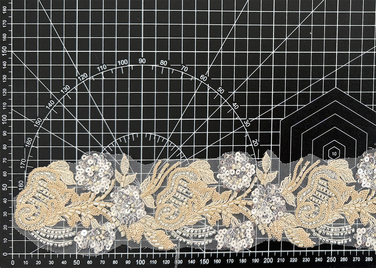 Yanzi lace bead trim (YZM165)