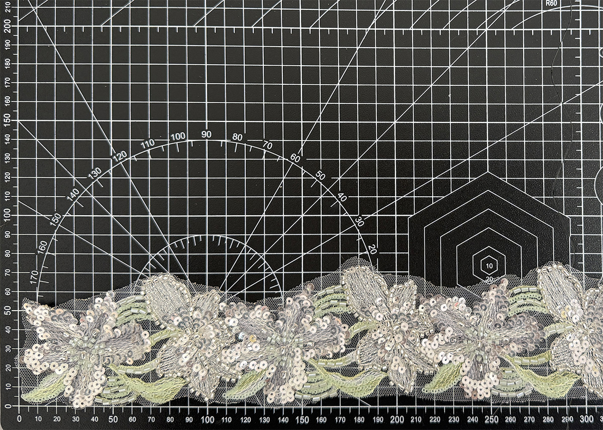 Yanzi lace bead trim (YZM167)