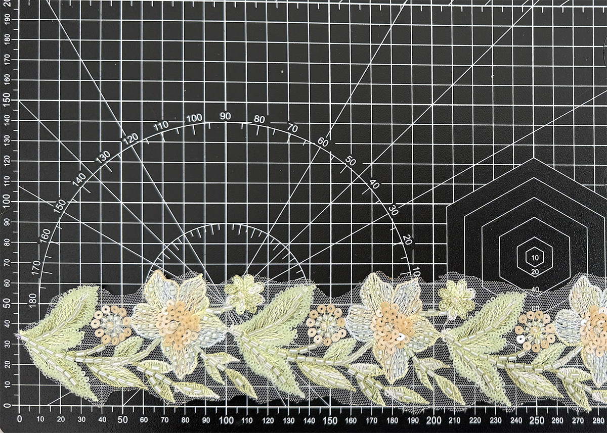 Yanzi lace bead trim (YZM168)