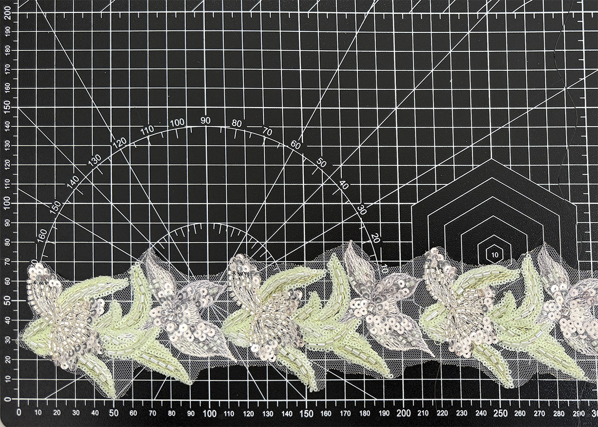 Yanzi lace bead trim (YZM169)