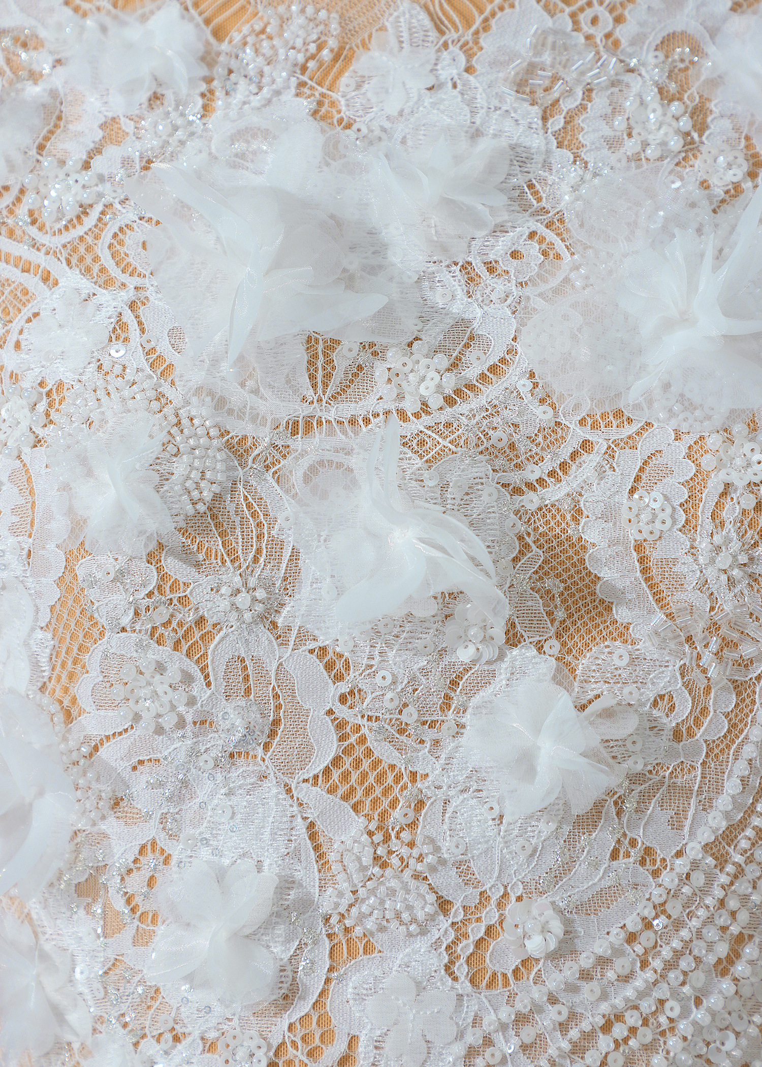 Yanzi 3D floral embroidered lace with beaded sequin  (YZ3DX018+L9036）