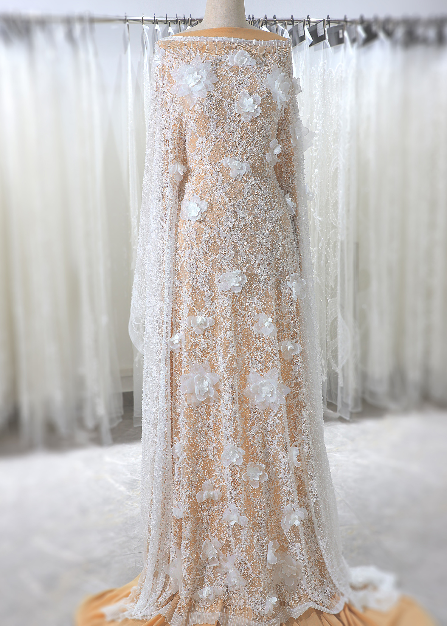 Yanzi 3D floral embroidered lace with beaded sequin  (YZ3DX024+L18219）