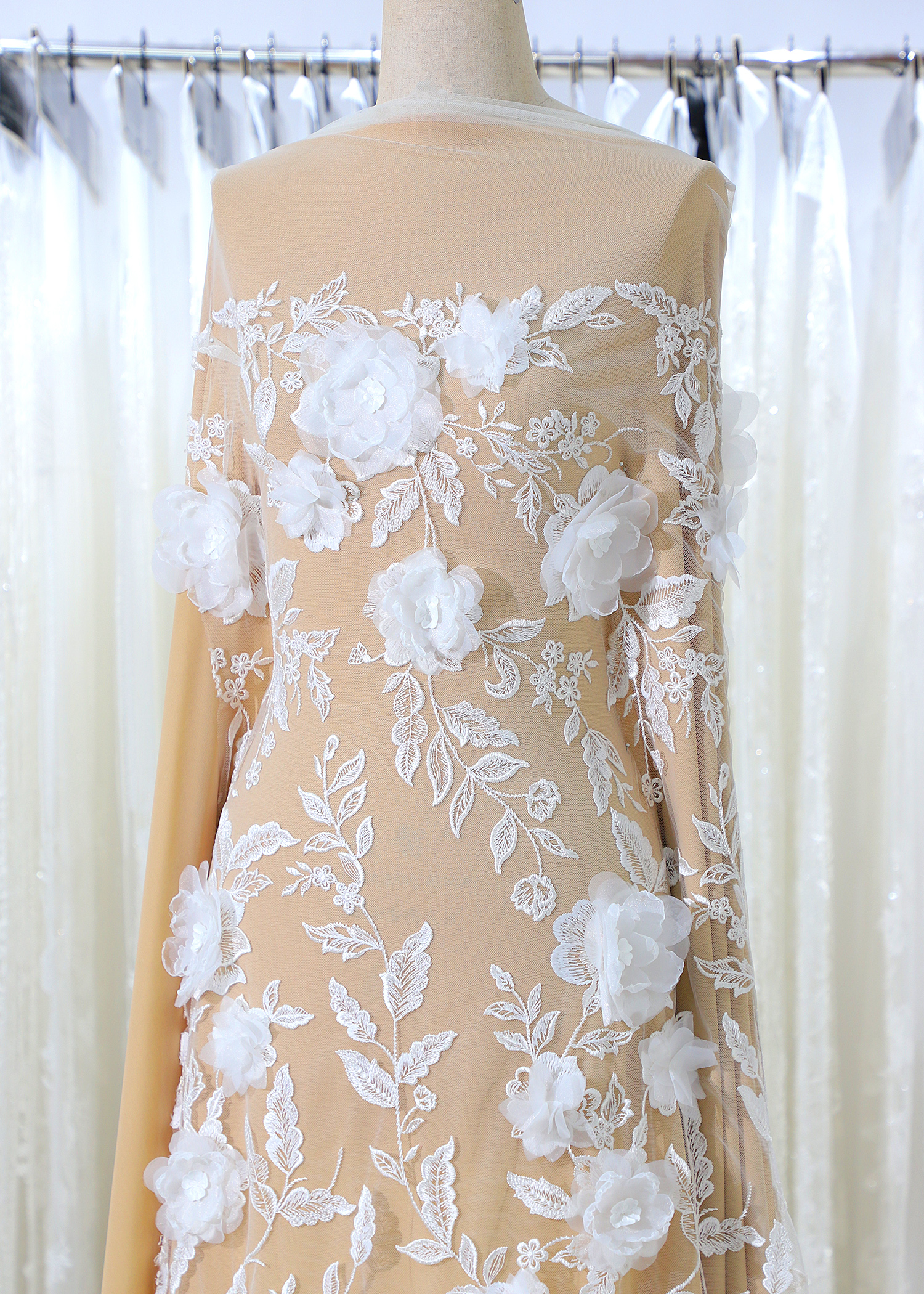 Yanzi 3D floral embroidered lace with beaded sequin  (YZ3DX026）