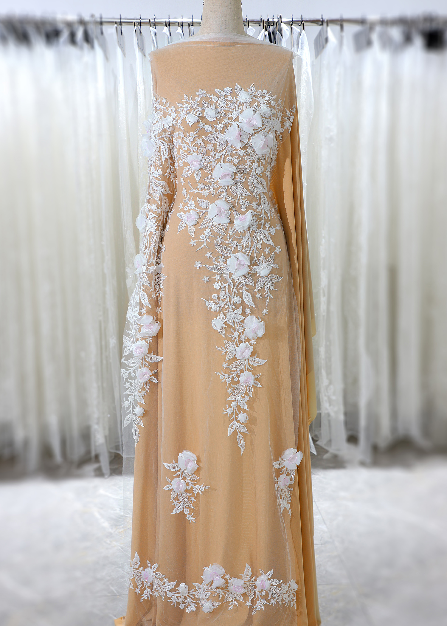 Yanzi 3D floral embroidered lace with beaded sequin  (YZ3DX025）