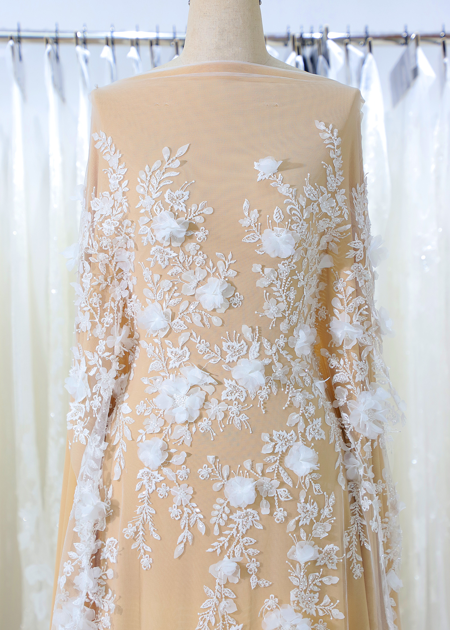 Yanzi 3D floral embroidered lace with beaded sequin  (YZ3DX029）