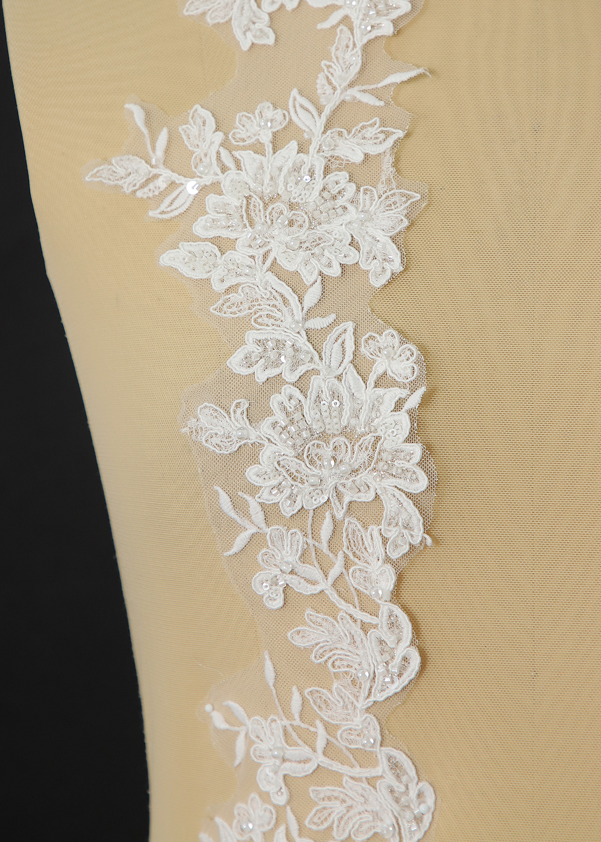 Yanzi lace bead trim (YZM117)