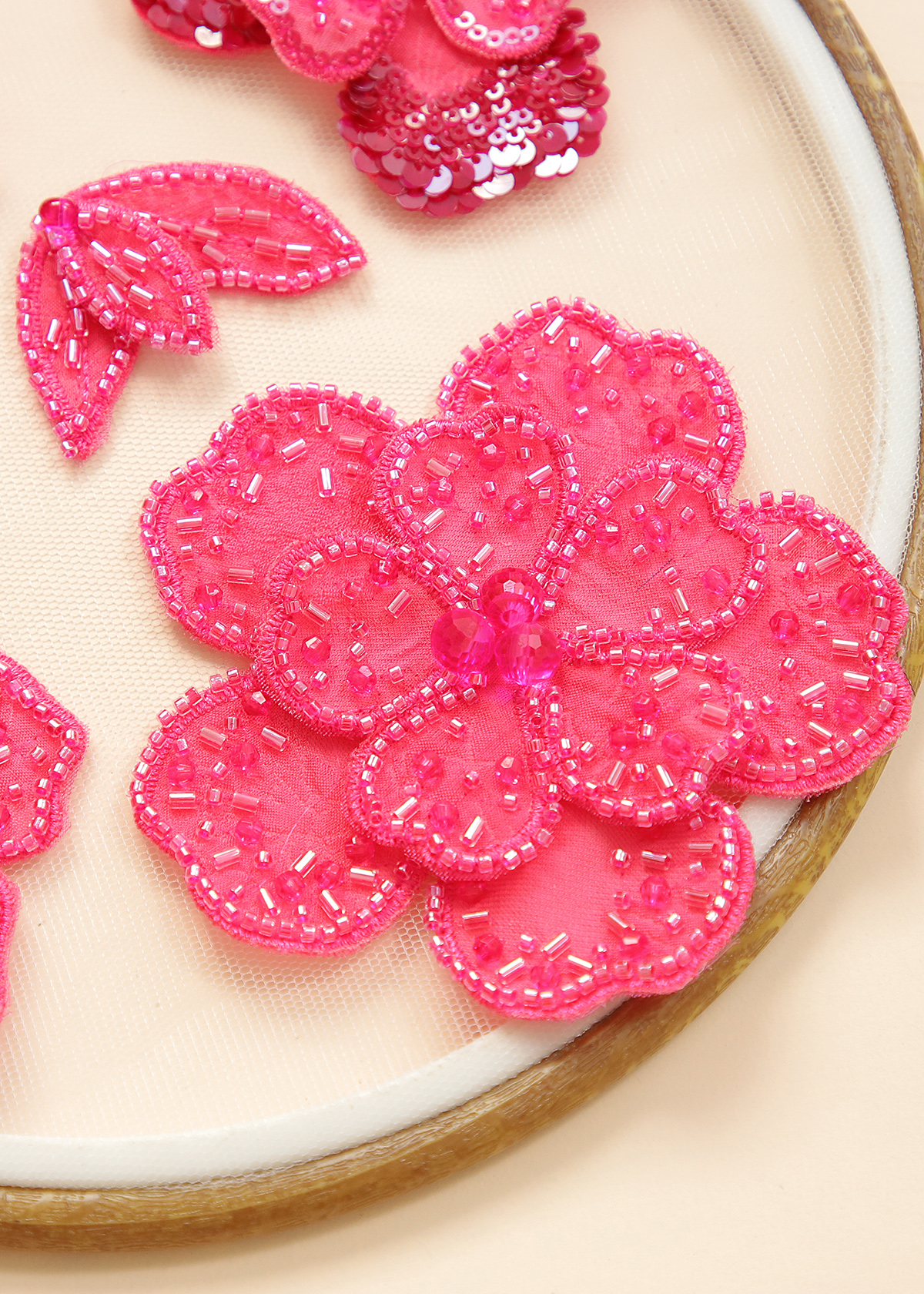 Yanzi Handmade 3d Flower Sequin Beads Applique(YZX173)