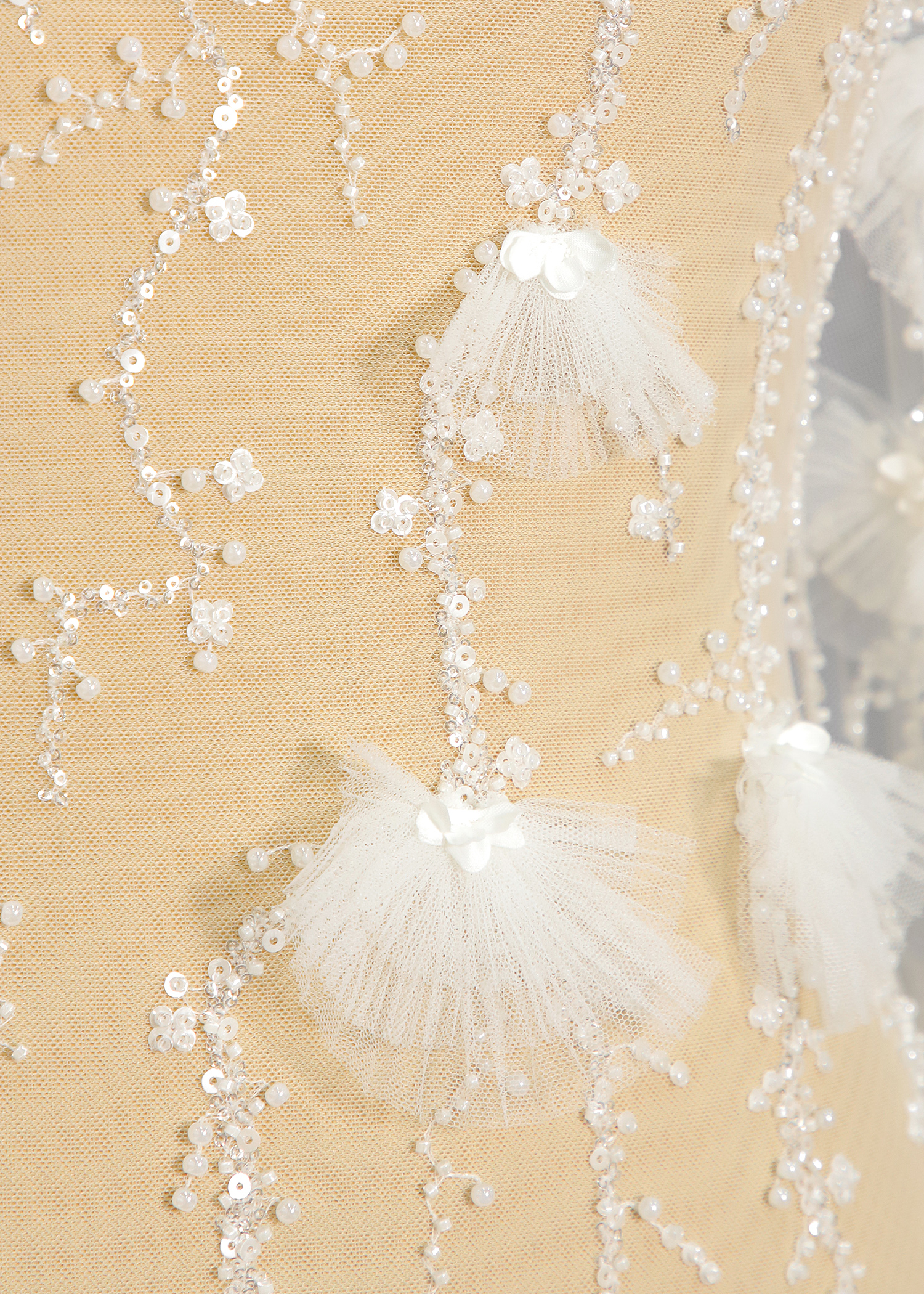 Yanzi 3D floral embroidered lace with beaded sequin  (YZ3D019)