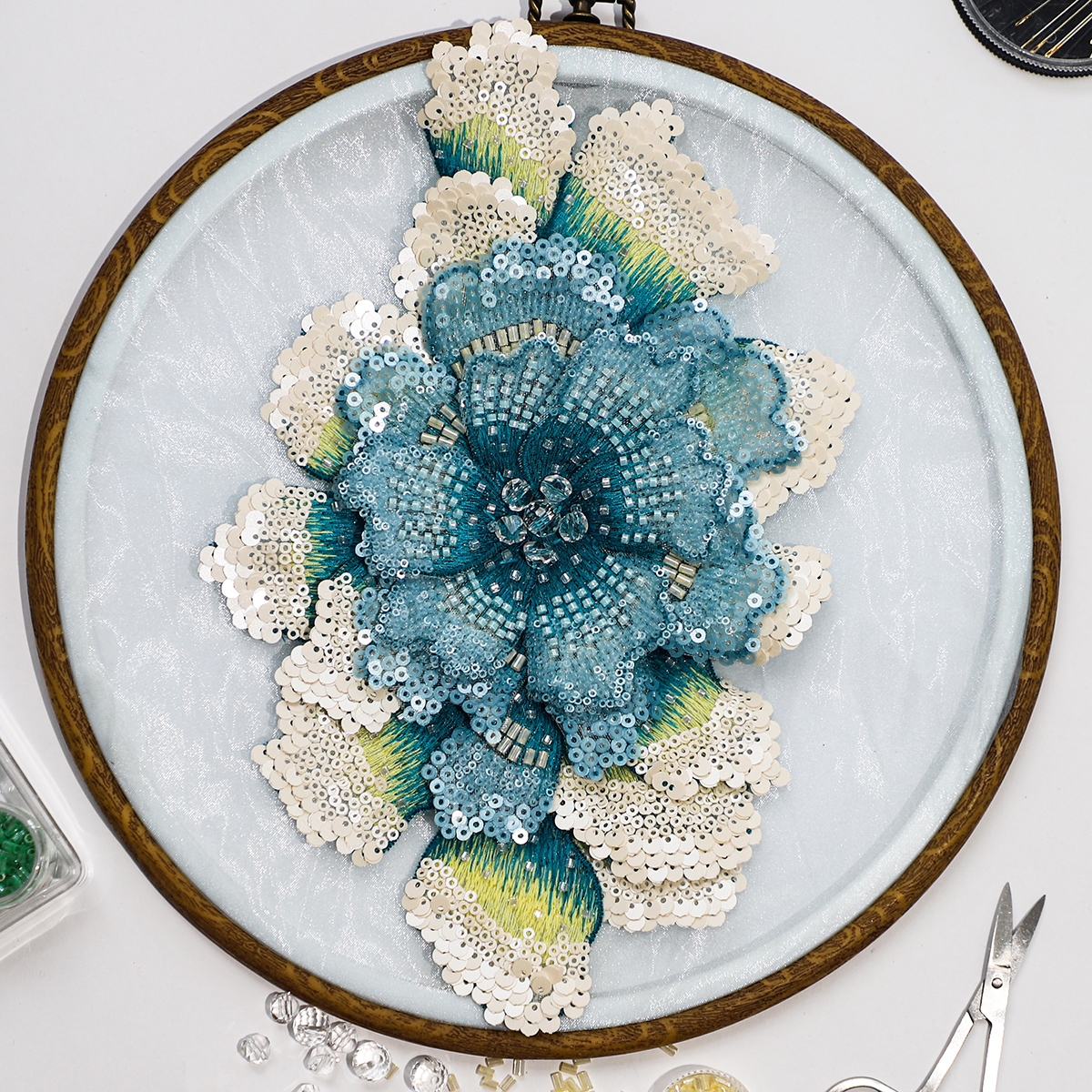 Yanzi Handmade 3d Flower Sequin Beads Applique(YZDH060)