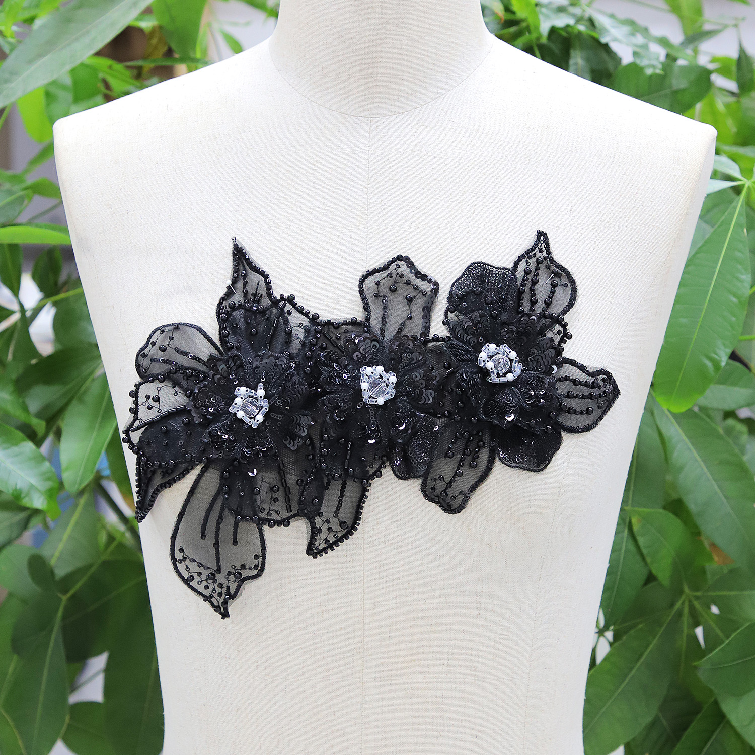 Yanzi Handmade 3d Flower Sequin Beads Applique for Dress Clothing Accessories (YZDH142）