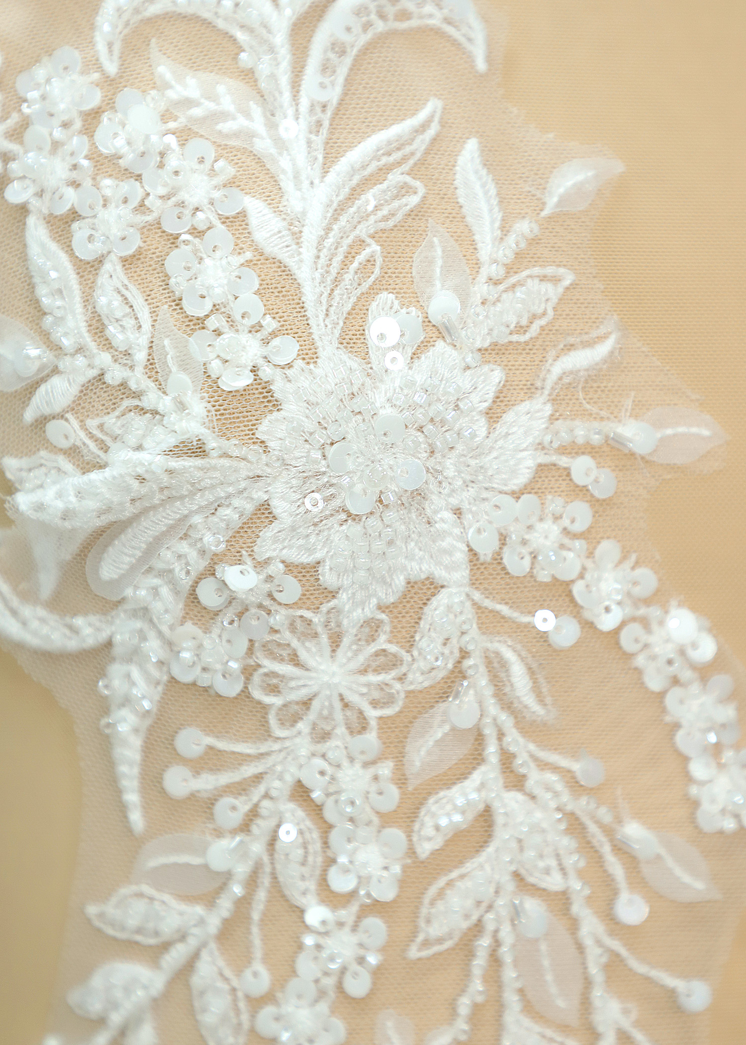 Yanzi embroidery applique floral Laser beaded sequin lace (YZOH125)