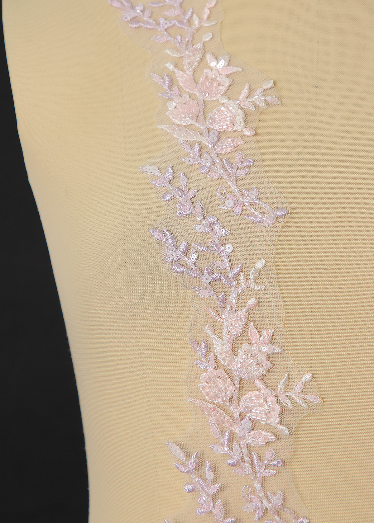 Yanzi lace bead trim (YZM180)