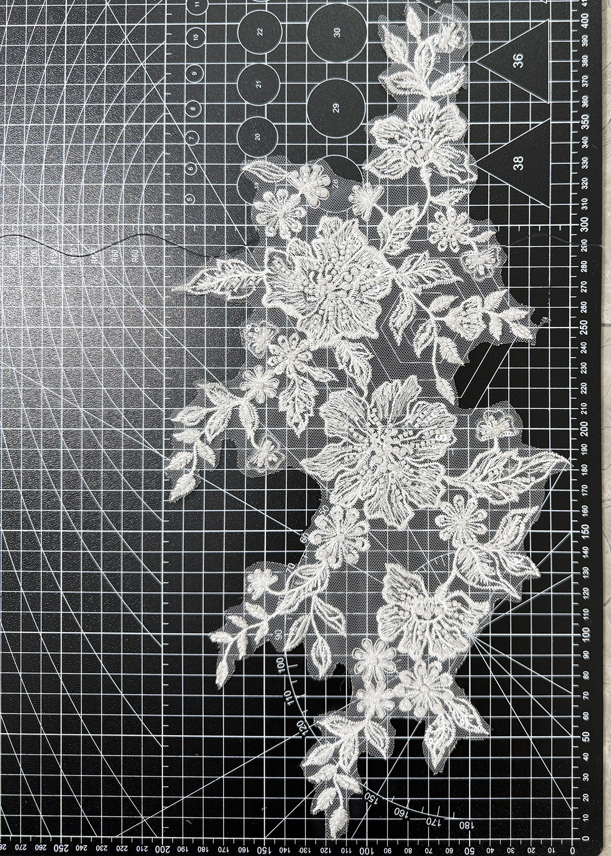 Yanzi beaded sequin embroidery applique floral (YZOH223)