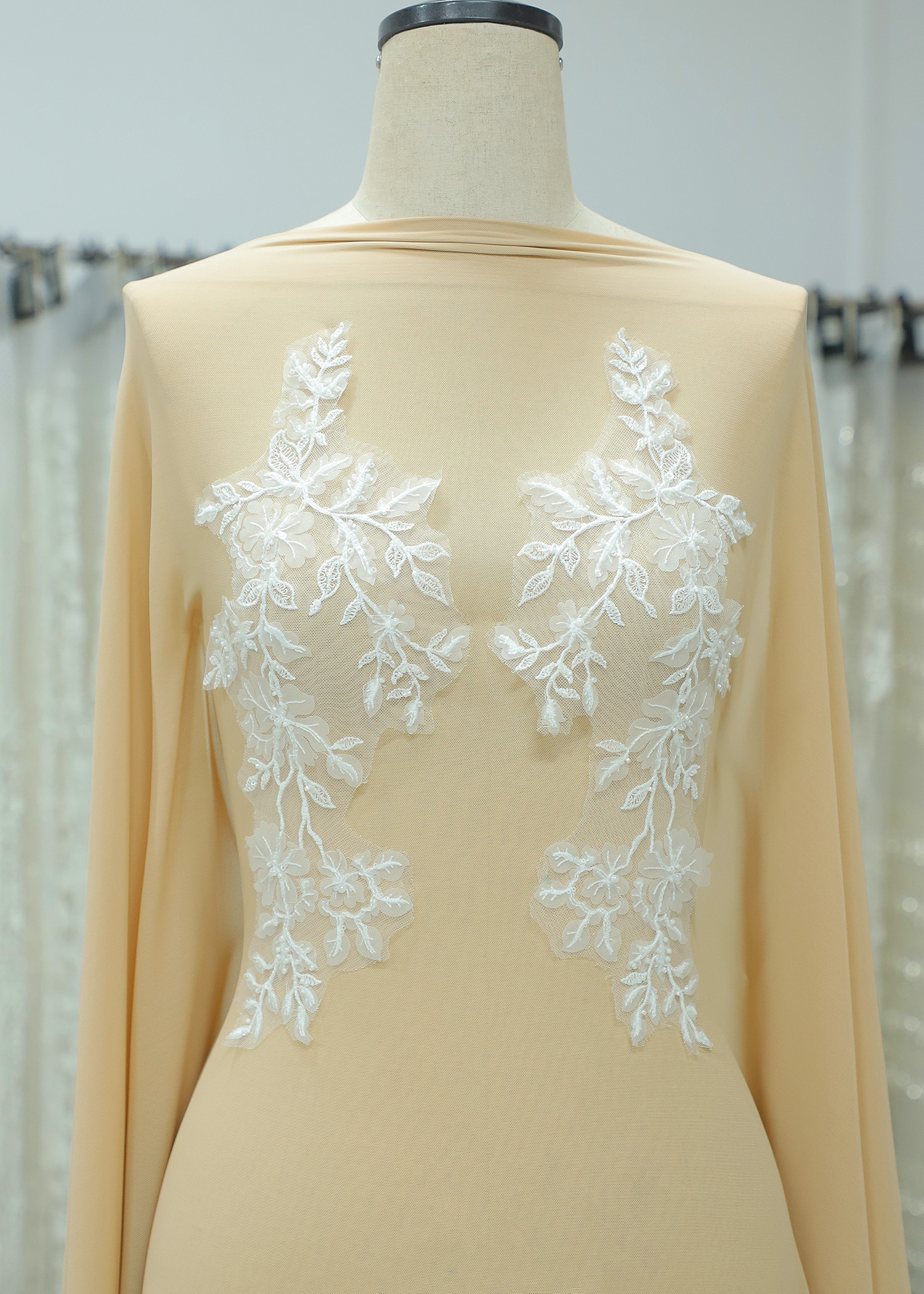 3D Beads Flower Lace Appliques With Sequins