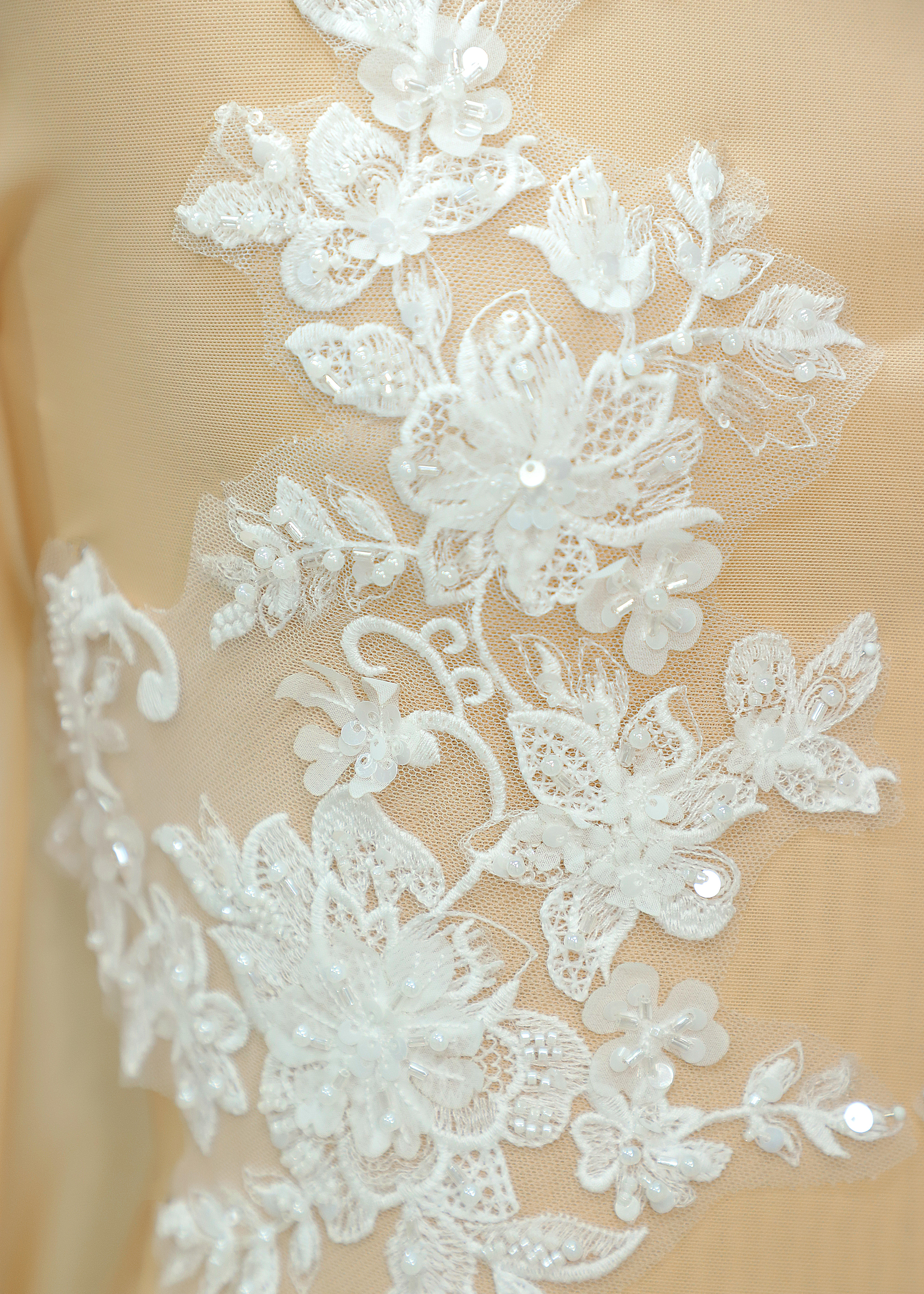 Yanzi embroidery applique floral Laser beaded sequin lace (YZOH134)