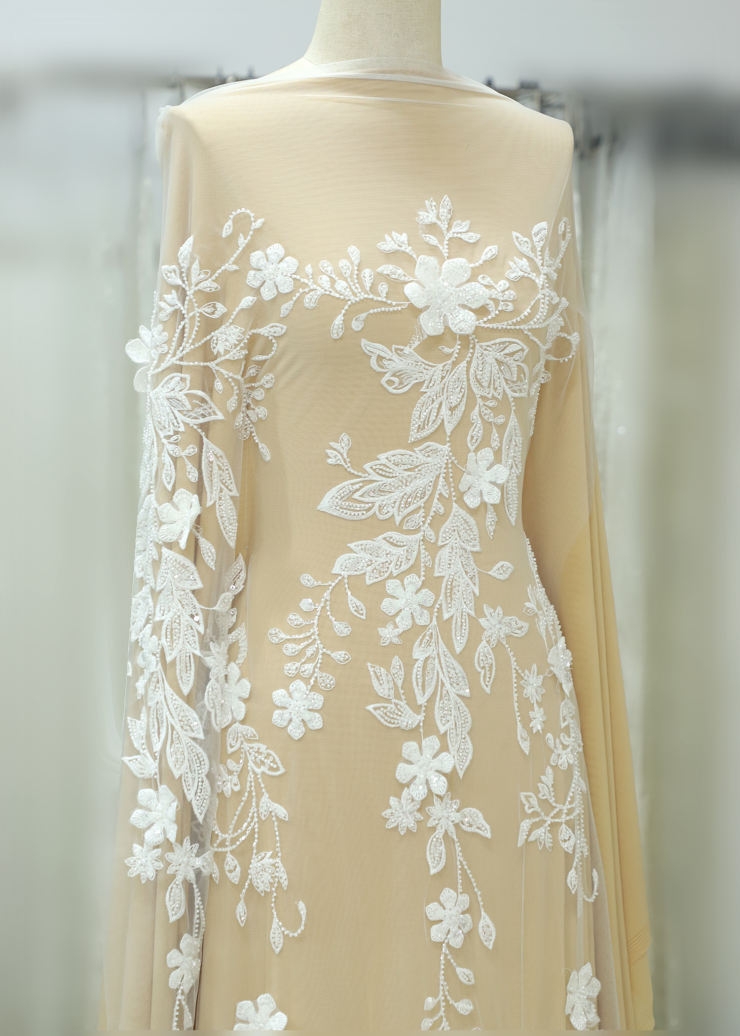 Yanzi 3D floral embroidered lace with beaded sequin  (YZZX765)