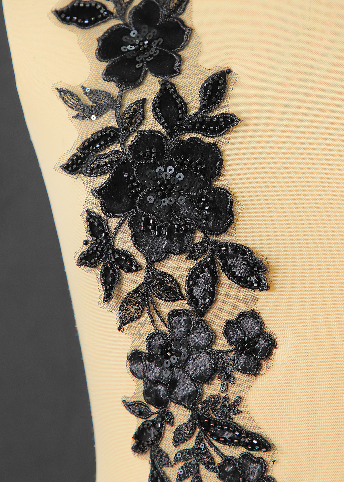 Yanzi lace bead trim (YZM126)